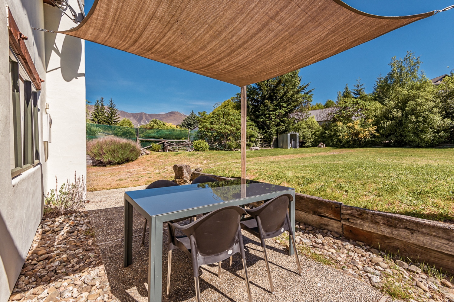 Criffel Peak View - Stuart's Cottage